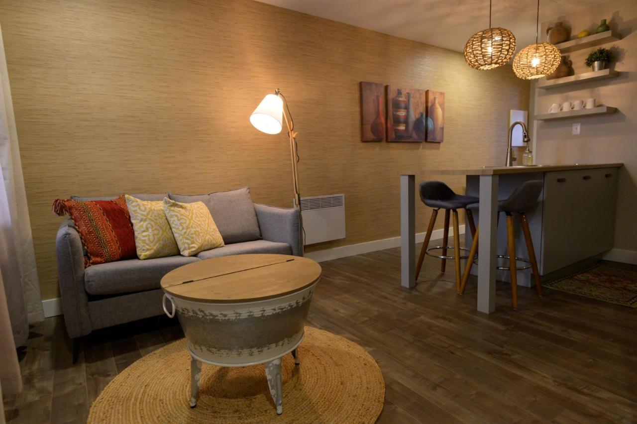 Le Court-Toit Apartment Rouyn-Noranda Екстериор снимка
